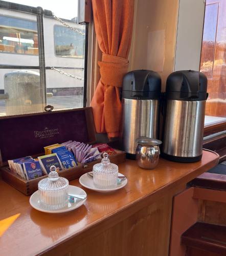 Hotelboot Zwaan – Amsterdam, NY
