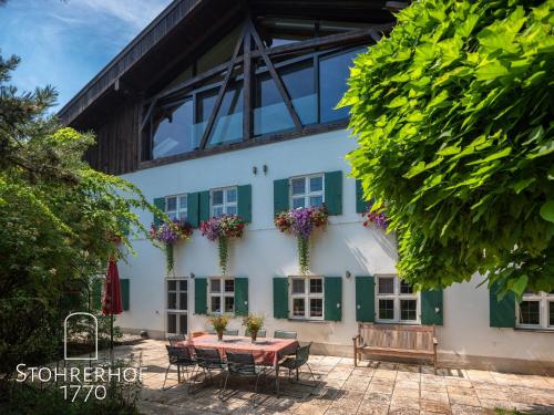 Denkmal Gutshof bis 15 Personen in 迪森