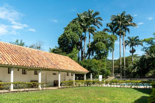 . Hotel Las Palmeras
