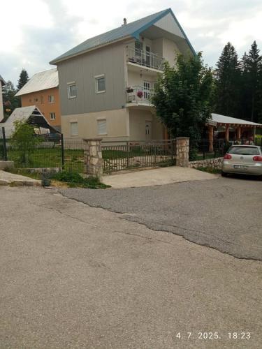 Apartman Lucija - image 7