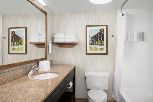 Hampton Inn Fayetteville Fort Bragg - image 2