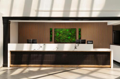 DoubleTree by Hilton Hotel Richmond - Midlothian - image 2