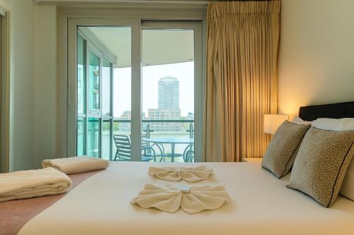 Still Life - Vauxhall - image 14