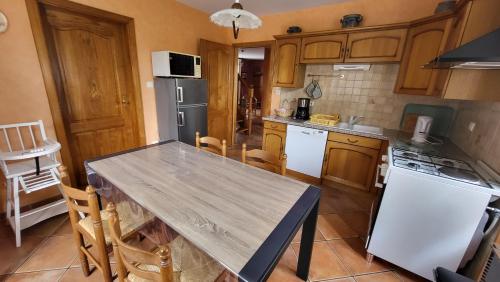virtuve, Gîte des Pinsons (Gite des Pinsons) in Schwobsheim