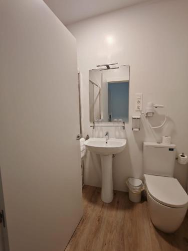 Bilbao ROOMS & KITCHEN Rekalde, Bilbao (photo 7)