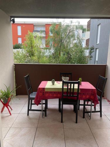 T2 avec terrasse, proche plages et centre de Montpellier near l'Aube Rouge