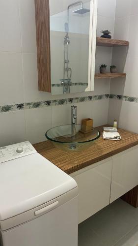 Nice Sejour Detente Studio Lumineux Balcon Cuisine Equipee Wifi in Le Ray