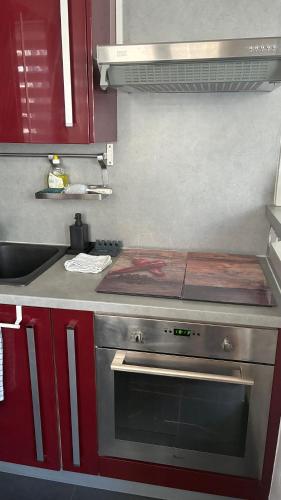 Nice Sejour Detente Studio Lumineux Balcon Cuisine Equipee Wifi in Le Ray