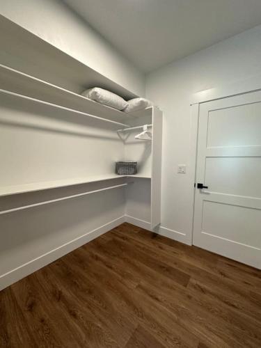 Juneau Ground Floor Oasis A105 near Juneau nemzetközi repülőtér