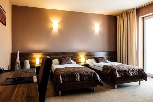 1 double bed