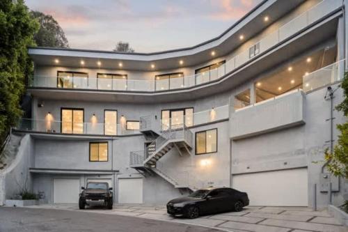 The Temple Hill Estate with Indoor pool