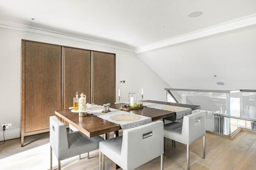 Stylish South Kensington Home - image 3
