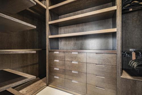 Stylish South Kensington Home - image 10