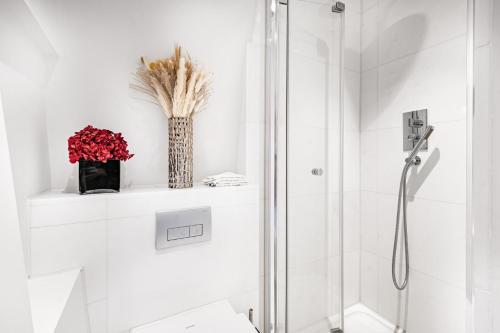 Stylish South Kensington Home - image 8
