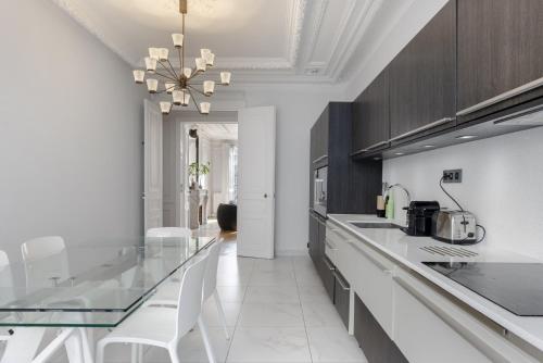 Apartment image 10