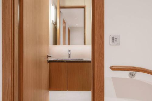 Mayfair Home with Central AC Ultra Luxury - image 7