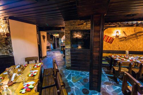 Family hotel Valchanovata Kashta - image 5