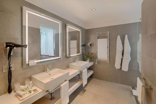 NH Collection Palazzo Cinquecento - image 2