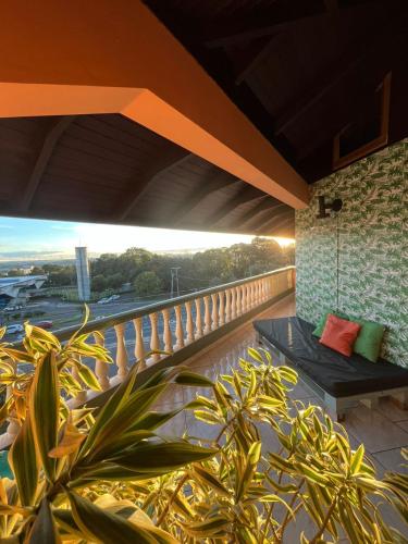 ระเบียง/ชานเรือน, Espia Mata - Pousada Hostel in พอนตา กรอสซ่า