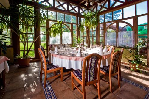Restaurant, Garni Hotel Park in Palic