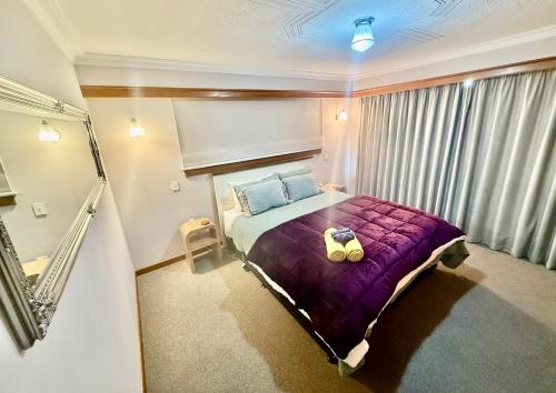 Comfort & Warmth at Stag Lodge Near Queens Park, Invercargill (zdjęcie 8)