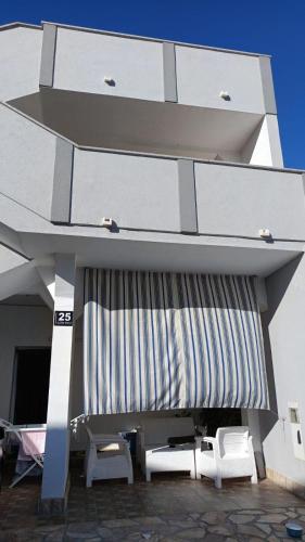 Apartments by the sea Metajna Pag - 4161 