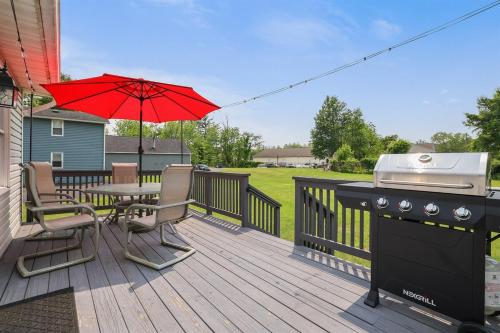 Dotări, Remodeled 4BR w Yard, Fire Pit, Near Camelback in Tannersville