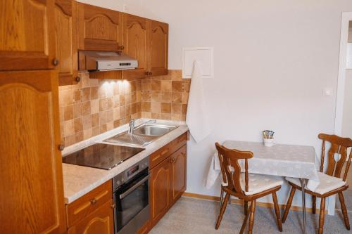 Kitchen, Ferienwohnung Landliebe in Berensch