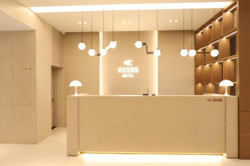 Hound Asan Terminal branch in Asan-si