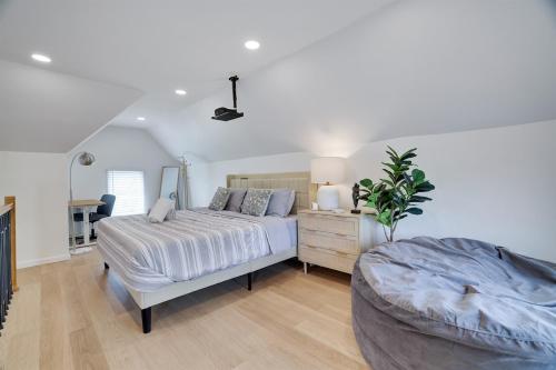 Remodeled 4BR w Yard, Fire Pit, Near Camelback in Tannersville