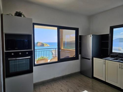 T3 tout confort avec vue panoramique in 치코니