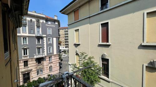 Casa nel centro della città - House in the city center-Casa nel centro della città, Milan