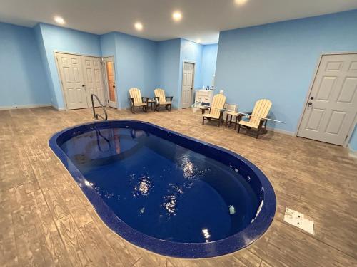 Black Bear Plunge Indoor Pool