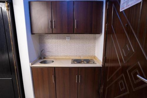 Quadruple Room with Bathroom image 7