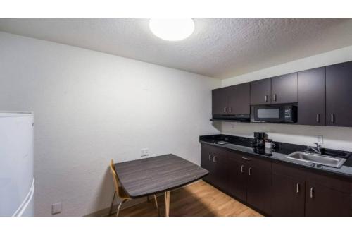 Studio 6  Irving, TX - Irving DFW Airport East - 편의 시설/서비스