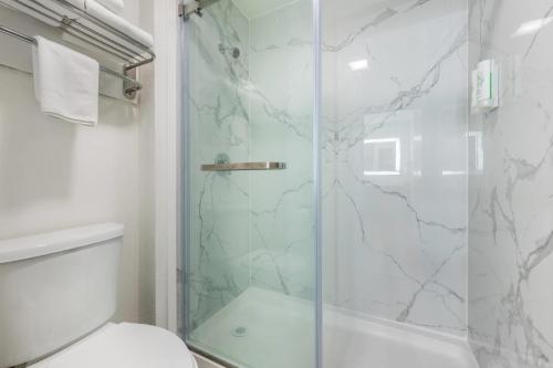 Baymont by Wyndham Champaign - image 11