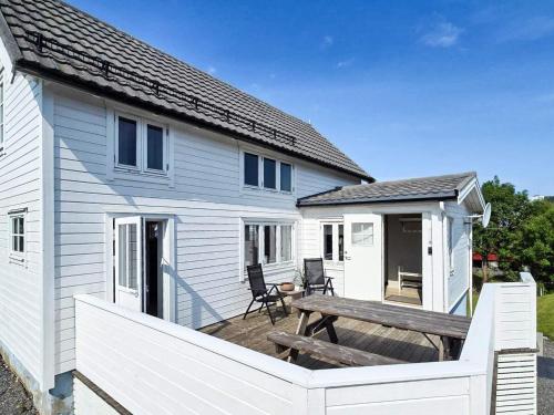 . 6 person holiday home in Bud
