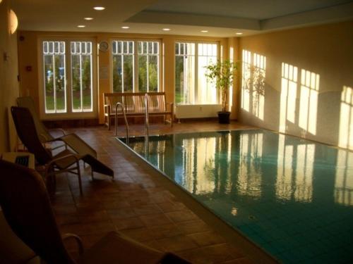 Swimming pool, Appartmenthaus Duenenschloss in Ostseebad Kuhlungsborn