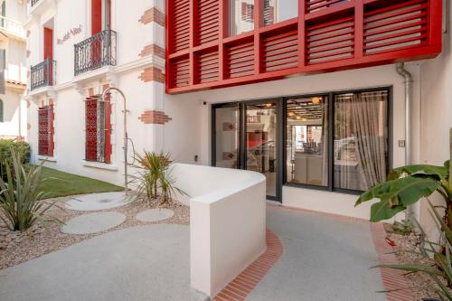 Le Petit Hôtel – Saint-Jean-de-Luz, MO