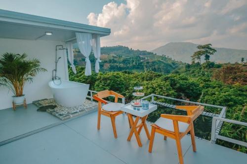 ภูธารา กลางดง in Mae Rim