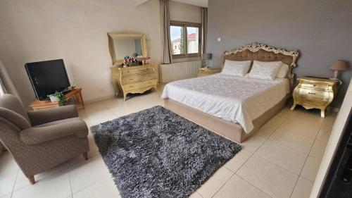 5 Bedroom Holiday villa Polemi Paphos in Polemi