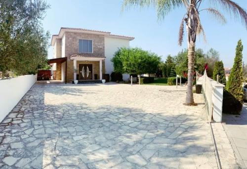5 Bedroom Holiday villa Polemi Paphos in Polemi
