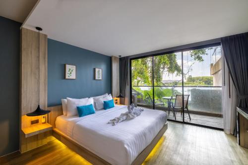 room detail thumbnail 0