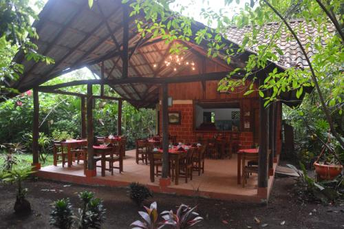 Restaurant, Arenal Oasis Eco Lodge & Wildlife Refuge in La Fortuna