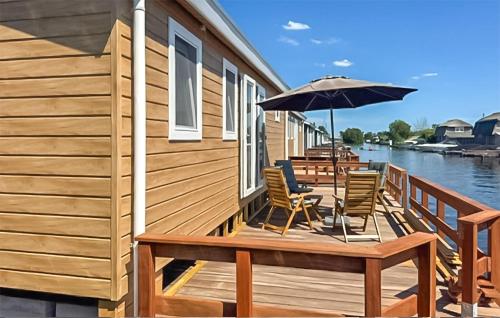 A szálláshely kívülről, Gorgeous Home In Breukelen With House Sea View in Stichtse Vecht