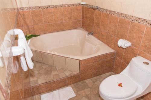 Arenal Oasis Eco Lodge & Wildlife Refuge, Fortuna (photo 11)