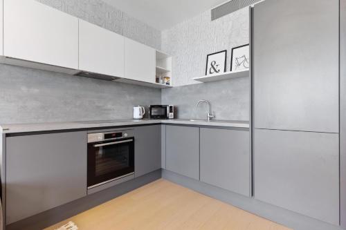 AH Skypark 25floor Free Parking, Bratislava (fotografie 5)