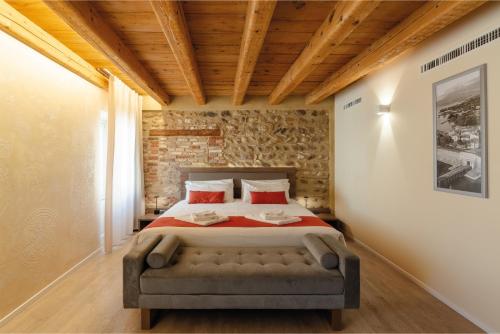 La Casa in Paese Room Type - Deluxe King Room