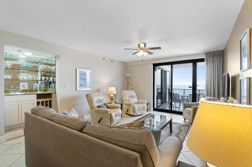 Broadmoor 804 in หาดเพอร์ดิโด