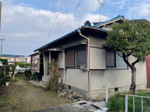 like living in a traditional Japanese house, Accessible! one group per day!